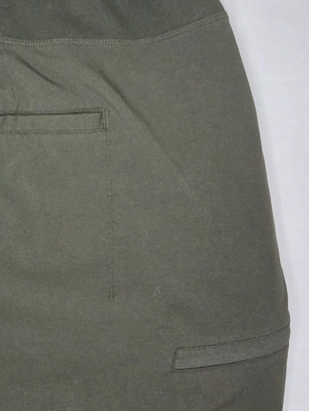 Athleta Womens Trekkie High Rise Jogger Pants Size 20 Aspen Olive Sporty Logo - Picture 6 of 14